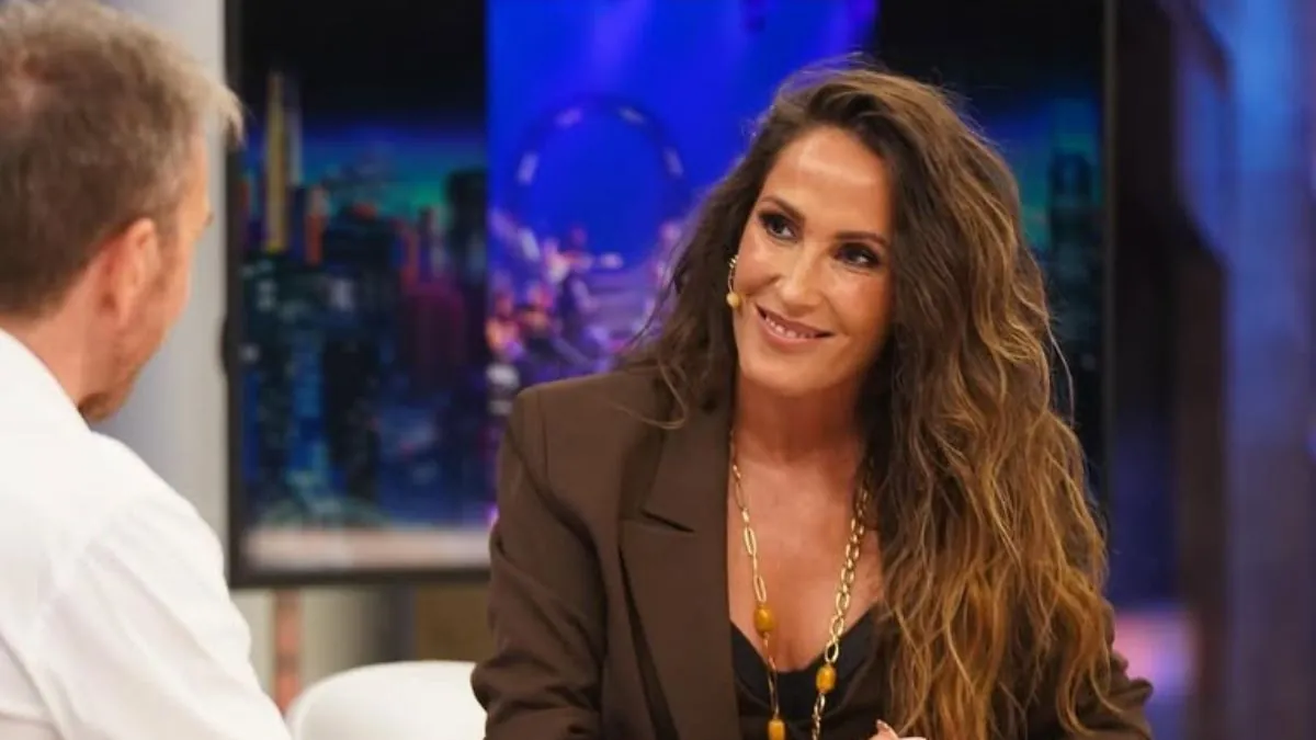 Malú, a sus 43 años: «Mis abdominales son fruto de la paciencia y del entrenamiento a diario»