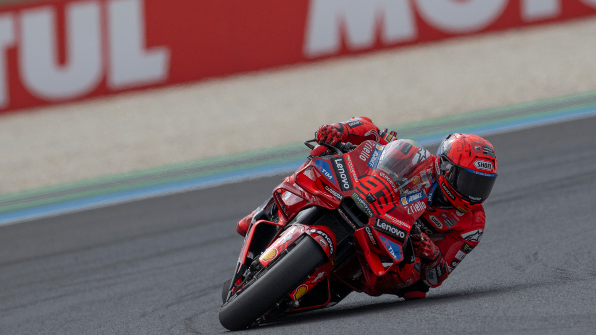 Marc Márquez acaricia el Mundial con otro triunfo al esprint