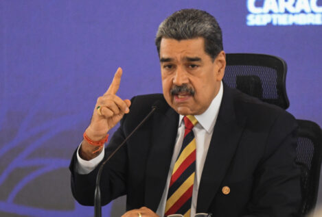 Maduro critica las sanciones a Petro y dice que Venezuela y Colombia son «hermanas»