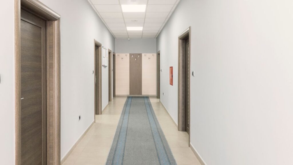 Pasillo. Canva