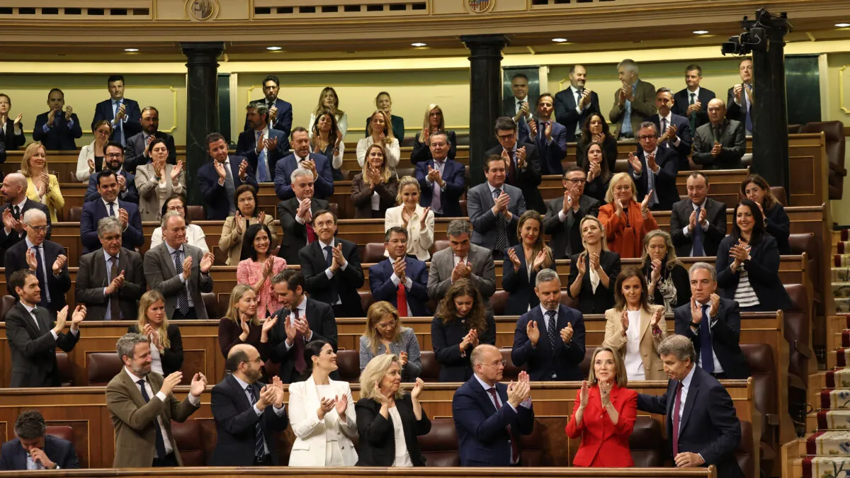 Un sector del PP se abre ya a una moción de censura con Junts para «echar a Sánchez»