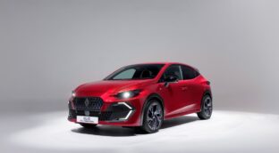 Renault presenta la sexta generación del Clio, el superventas francés que reina en la ciudad