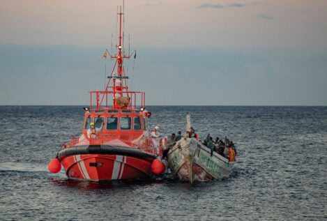 Las llegadas de inmigrantes irregulares caen un 32,6%, pero aumentan un 78% en Baleares