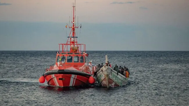Las llegadas de inmigrantes irregulares caen un 32,6%, pero aumentan un 78% en Baleares