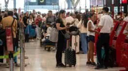 Aena afirma que la situación en Barajas se está normalizando tras las colas de esta mañana