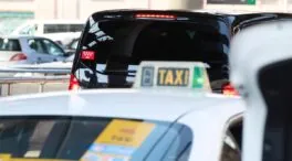 Caos en las VTC tras siete años del 'decreto Ábalos': hiperregulación y menos oferta