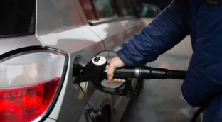 La guerra golpea donde más duele, en el bolsillo: así te afecta el conflicto de Oriente