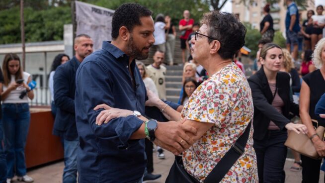 Vox lo vuelve hacer: se une a las protestas contra la «inseguridad» en un barrio del PSC