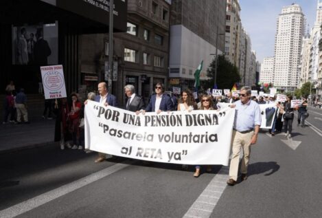 Miles de abogados y procuradores reclaman un trato favorable para hacerse autónomos