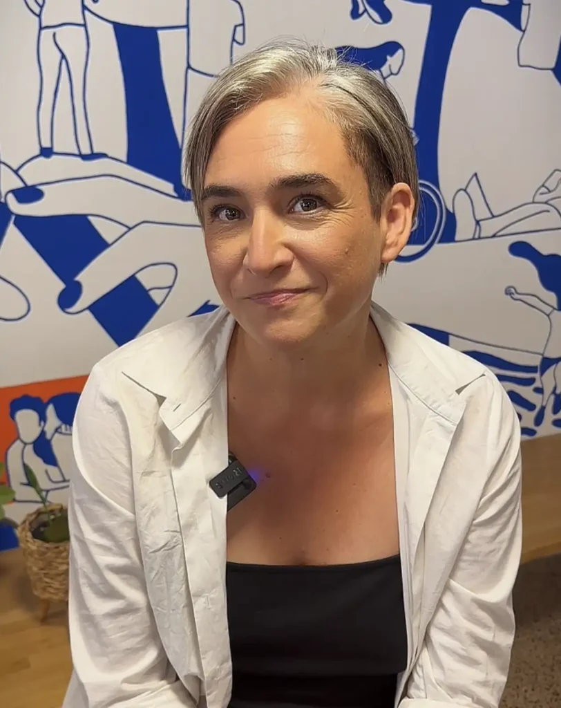 El gran cambio de look de Ada ColaU