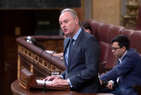 Fabra (PP) deja la Comisión de Defensa por vínculos de su hijo con una empresa del sector