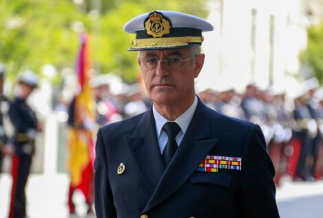 La Armada deja claro a Vox que no combatirá la llegada de cayucos a las costas españolas
