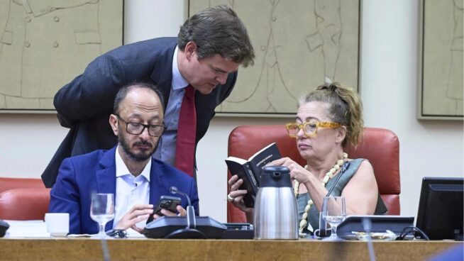 El Congreso aprueba las normas para sancionar a periodistas díscolos
