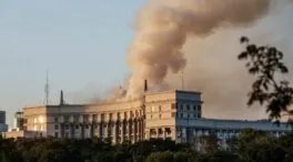 Un ataque masivo de Rusia alcanza por primera vez una sede del Gobierno ucraniano en Kiev