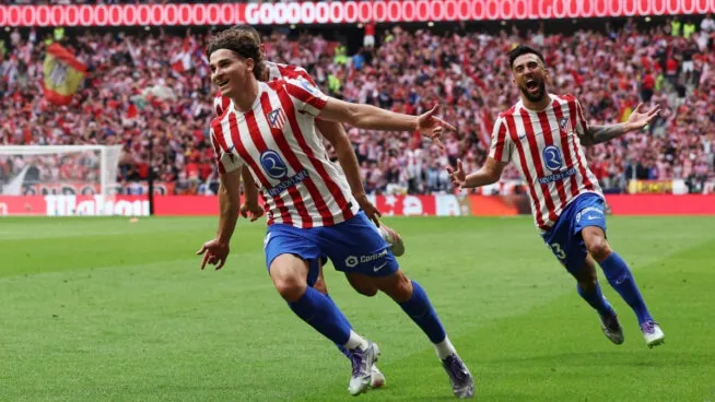 El Atlético arrolla con una ‘manita’ al Madrid de Xabi Alonso en el primer derbi de la temporada