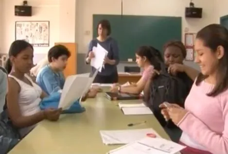 Cataluña eleva un 17% sus 'aulas de acogida' para «integrar» a los inmigrantes