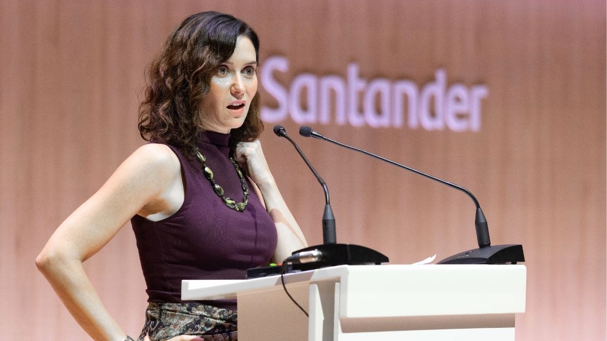 Ayuso asegura que la defensa de Gaza es el «no a la guerra 2.0» de Sánchez