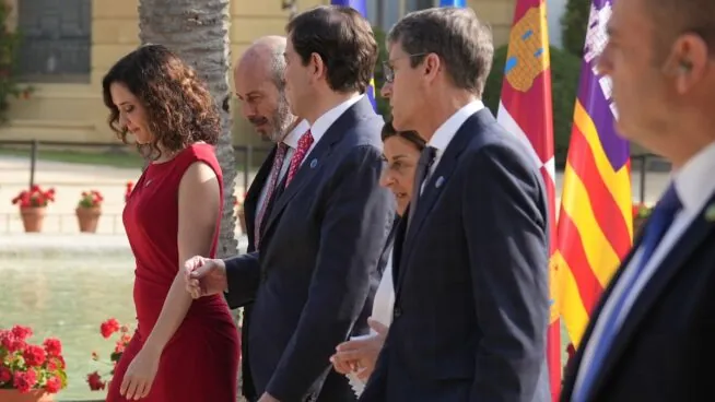 Comunidades del PP critican la condonación de la deuda, pero algunas prevén acogerse