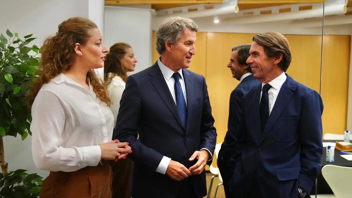 Aznar se lanza contra Sánchez: «Estamos gobernados por una ineptocracia corrupta»