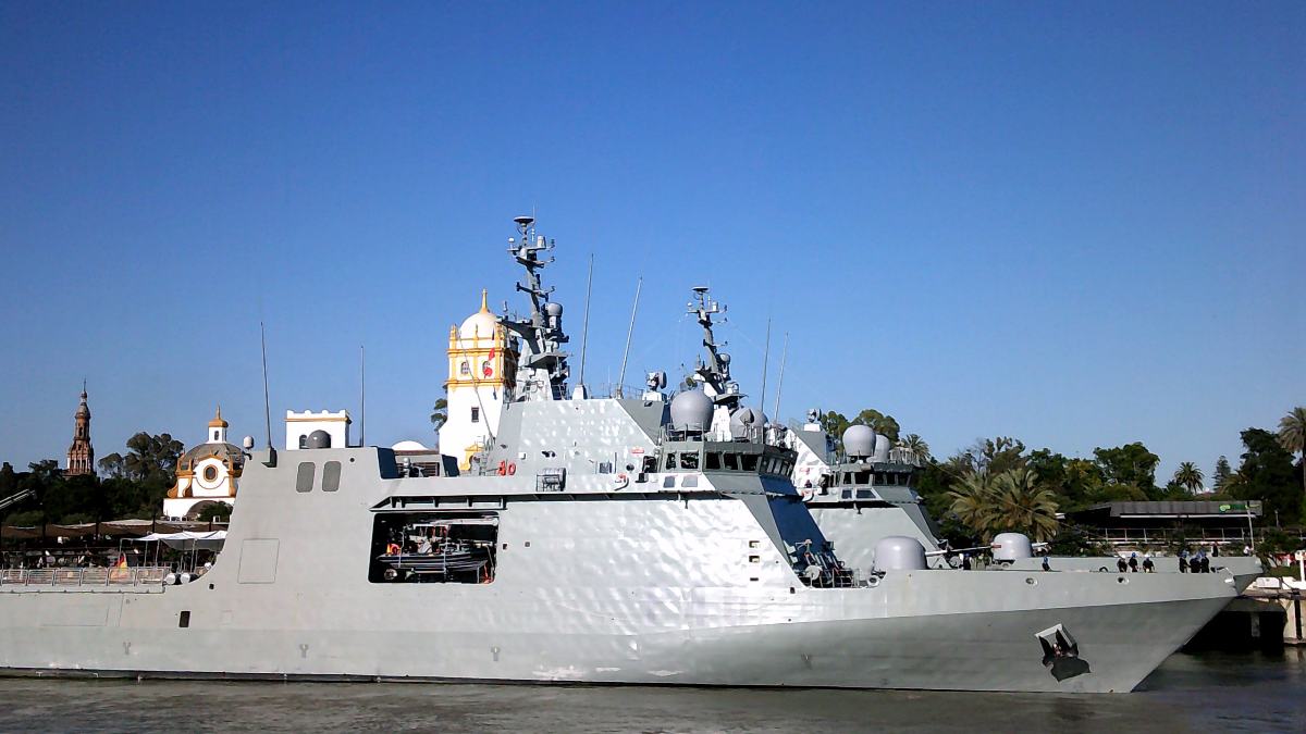 Defensa ordena al ‘Furor’ no entrar en combate aunque Israel ametralle la flotilla de Ada Colau