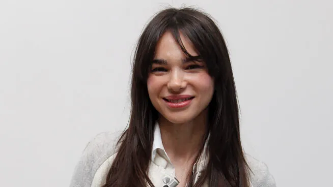 Beatriz Montáñez y su vida en el bosque: se rebanó el dedo pulgar con una motosierra
