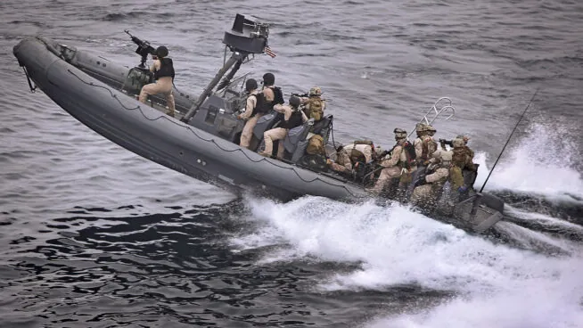 El Pentágono tiene plantado frente a Venezuela el barco más raro de todo su arsenal