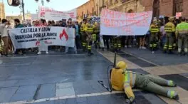 Un millar de personas apoyan a los bomberos forestales en León: piden condiciones «dignas»