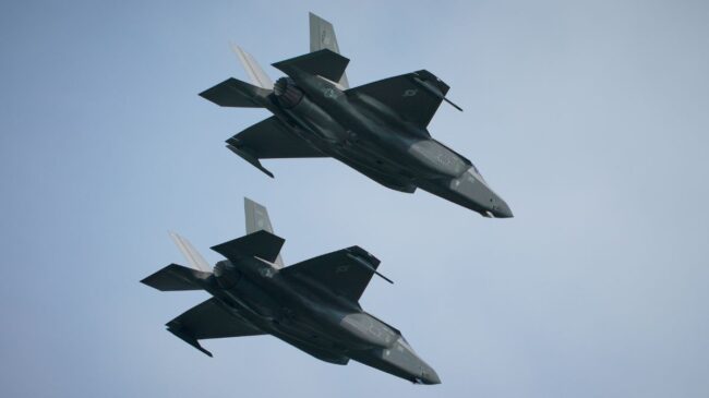 Dos cazas españoles interceptan a dos aviones rusos en el espacio aéreo de Lituania