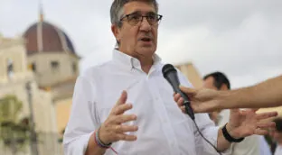 El Gobierno en bloque acusa a Tellado de llamar a la violencia y exige su dimisión