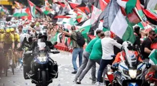 El PP culpa al Gobierno vasco de los «errores de seguridad» en La Vuelta a su paso por Bilbao