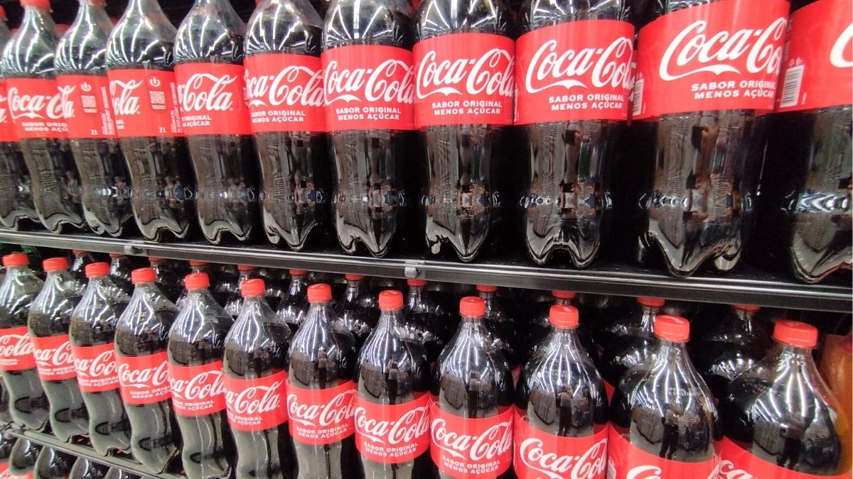 El Gobierno vasco recaudará todo el IVA que tributa Coca-Cola por su concentrado