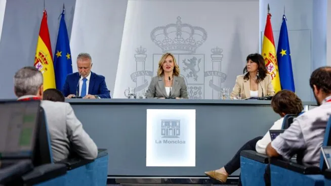 El Gobierno «reestructura» 300 millones de euros de deuda a Cuba