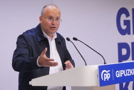 Tellado tacha a Montero de «colaboradora necesaria» en el «saqueo» a los españoles
