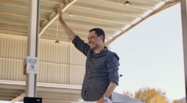 Juanma Moreno crea un 'Booking' andaluz para atraer nuevos residentes a pequeños pueblos