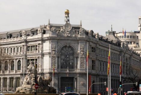 La deuda pública continúa en el 103,4% del PIB, pero marca otro récord en 1,69 billones de euros