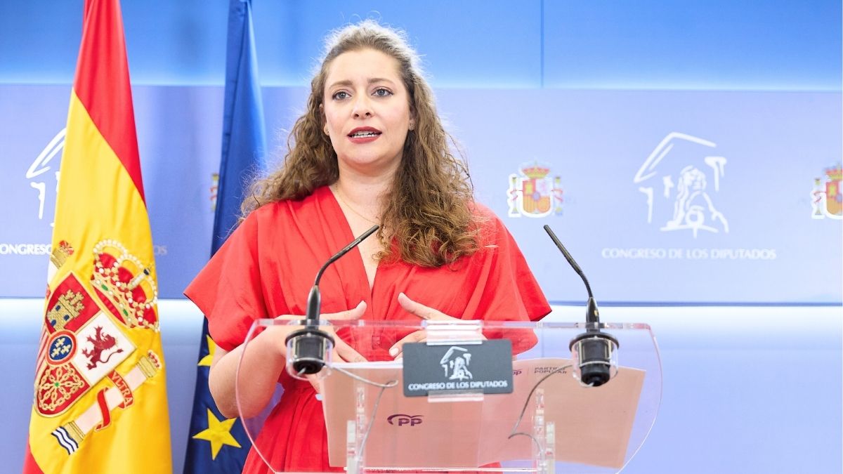 El PP alerta de la «guerra sucia» en el PSOE desvelada por la ‘fontanera’ Leire Díez