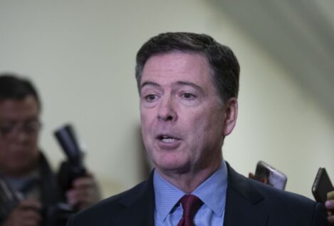La Justicia de EEUU acusa al exdirector del FBI Comey por «obstrucción» en el 'Rusiagate'