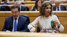 El Defensor del Pueblo insta a Hacienda a actualizar las ayudas escolares a diplomáticos