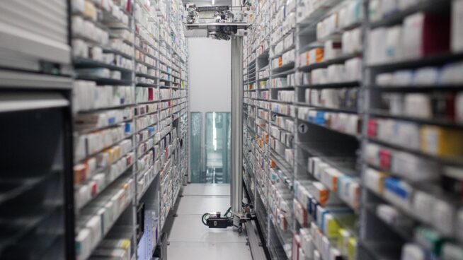 El gasto farmacéutico hospitalario se dispara un 9% hasta junio con un récord de 5.482 millones