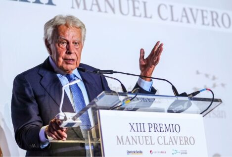 Felipe González ve a Netanyahu el «impulsor del antisemitismo» por la «limpieza» en Gaza