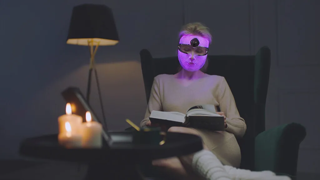 Mascarilla con luz LED violeta de Foreo