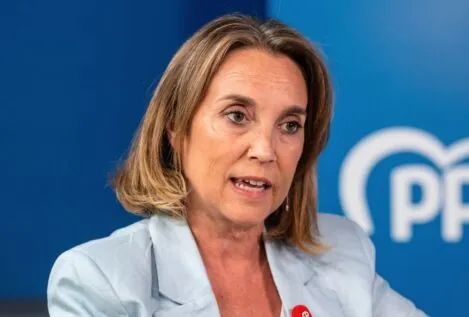 Gamarra acusa a Sánchez de usar la política internacional como «cortina de humo»