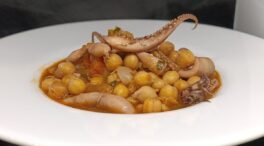 El plato estrella de Arguiñano: garbanzos con calamares en olla rápida