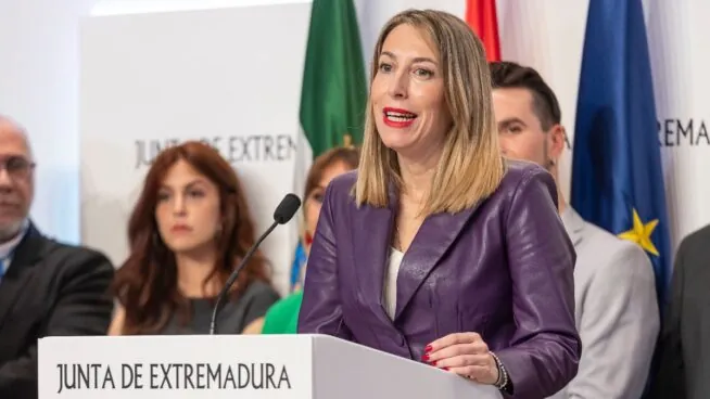 La Junta de Extremadura cesa al conductor de Guardiola por una condena por coacciones