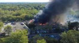 Al menos un muerto y diez heridos tras un tiroteo en una iglesia mormona de Michigan