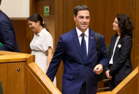 Pradales urge a blindar el autogobierno por si llegan «tiempos oscuros» desde Madrid