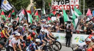 El juez Pedraz investiga un posible delito de odio contra el equipo ciclista israelí en la Vuelta