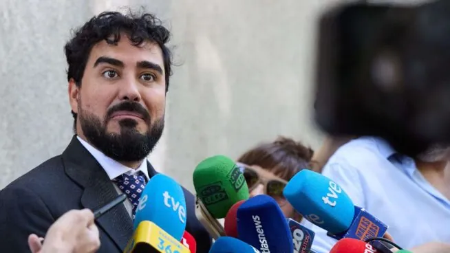 La Policía asegura que Alvise recibió los 100.000 euros para su campaña europea