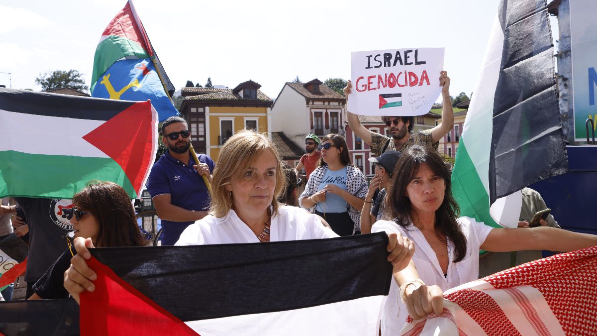 Doce detenidos por interrumpir La Vuelta con una protesta en favor de Palestina