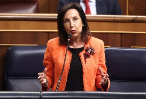 El avión de Robles esquiva las interferencias rusas de Kaliningrado gracias al GPS militar